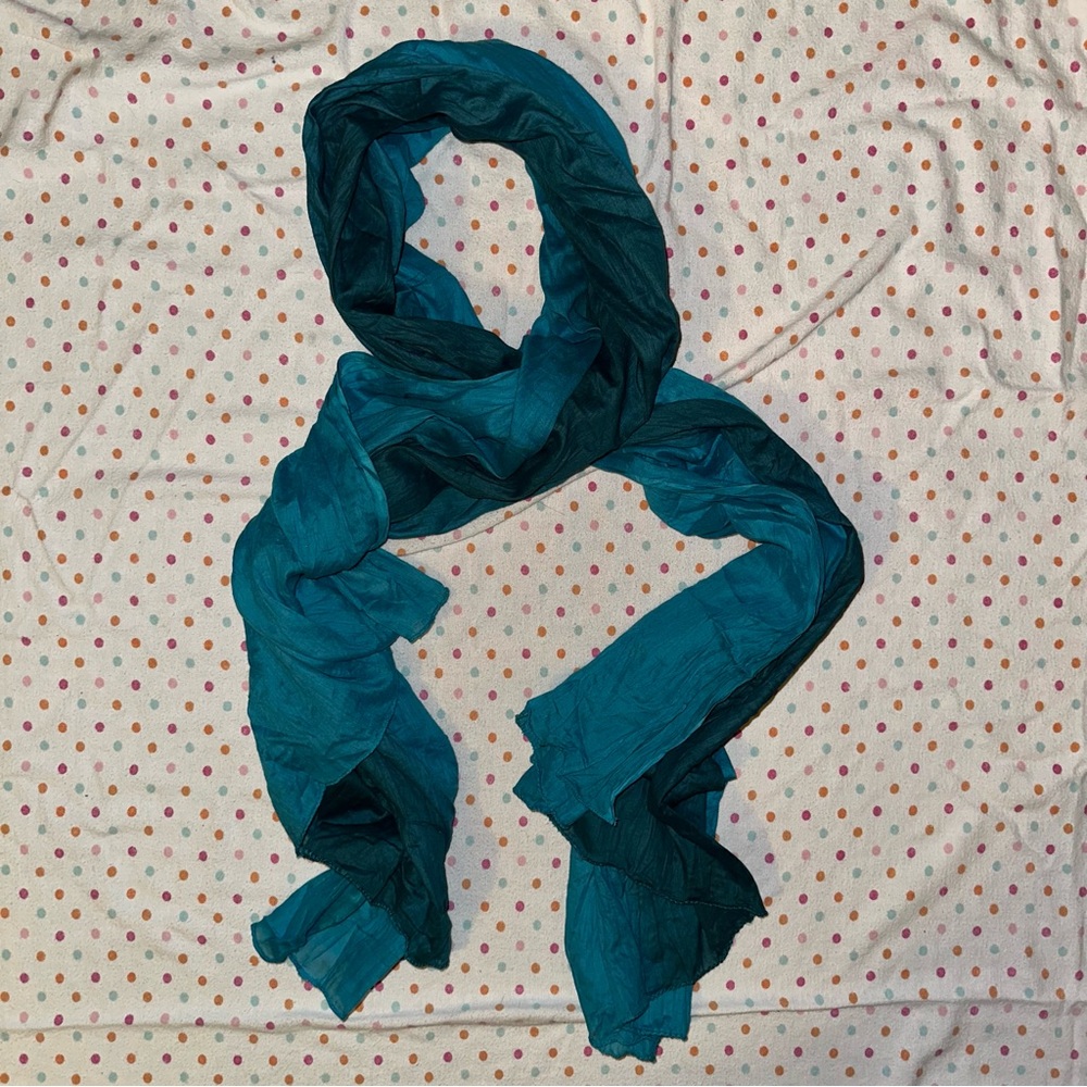 Global Girlfriend Blue & Teal Ombré Scarf - Lightweight